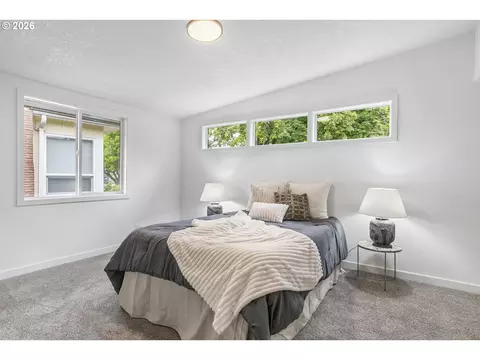 Bedroom - 1745 23rd Ave, Longview, WA 98632 photo 3 of 3