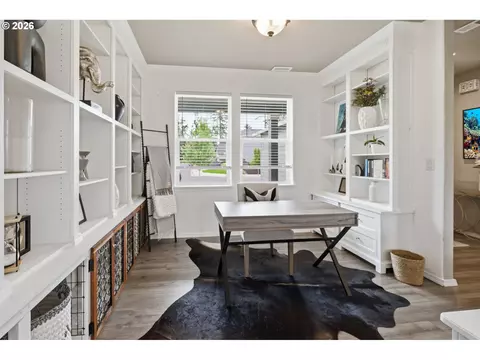 Other - 5286 Squirrel St, Springfield, OR 97478 photo 2 of 10