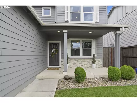 Exterior - 5286 Squirrel St, Springfield, OR 97478 photo 3 of 9