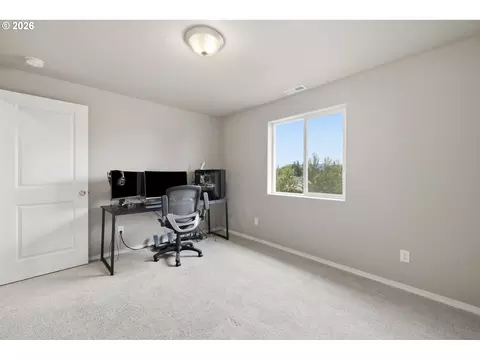 Other - 5286 Squirrel St, Springfield, OR 97478 photo 7 of 10