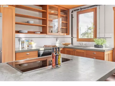 Kitchen - 321 Mill St #4, Eugene, OR 97401 photo 1 of 7