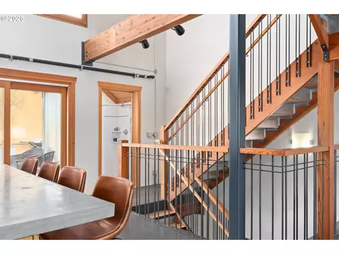 Entry Way - 321 Mill St #4, Eugene, OR 97401 photo 5 of 5