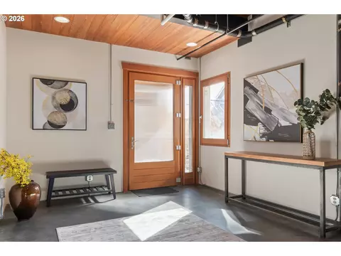 Entry Way - 321 Mill St #4, Eugene, OR 97401 photo 2 of 5