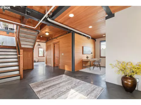Entry Way - 321 Mill St #4, Eugene, OR 97401 photo 1 of 5