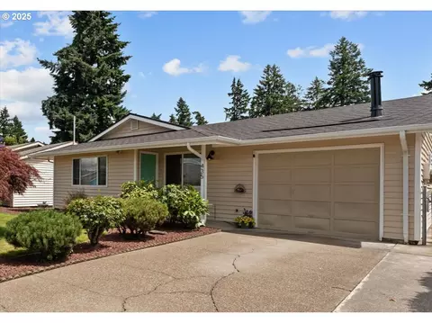 435 SE 2nd Ave, Canby, OR 97013