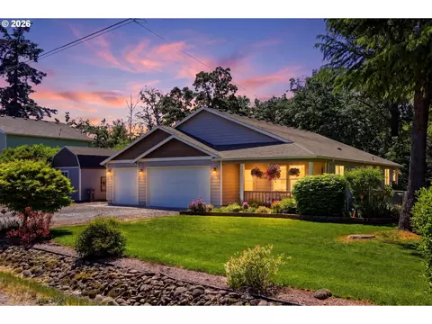 25757 SE Frog Pond Ln, Eagle Creek, OR 97022