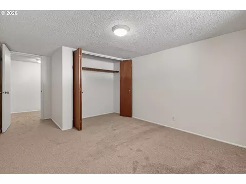 Bedroom - 2245 Devos St, Eugene, OR 97402 photo 6 of 9
