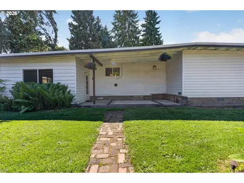 Exterior - 2245 Devos St, Eugene, OR 97402 photo 5 of 18