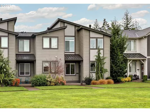 3732 SE Centifolia Ave, Hillsboro, OR 97123