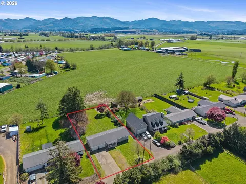 3195 Fitzpatrick Rd, Tillamook, OR 97141