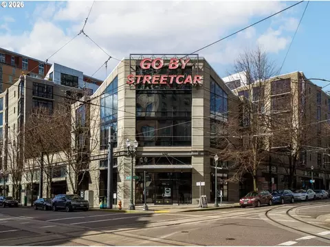 1030 NW 12th Ave #415, Portland, OR 97209