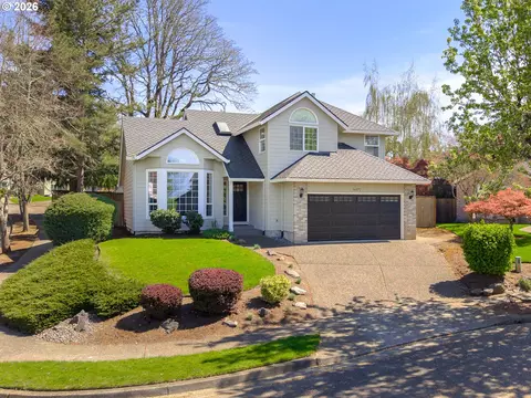 16572 SW Timberland Dr, Beaverton, OR 97007