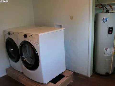 Other - 1805 Hemlock St, Eugene, OR 97404 photo 3 of 7