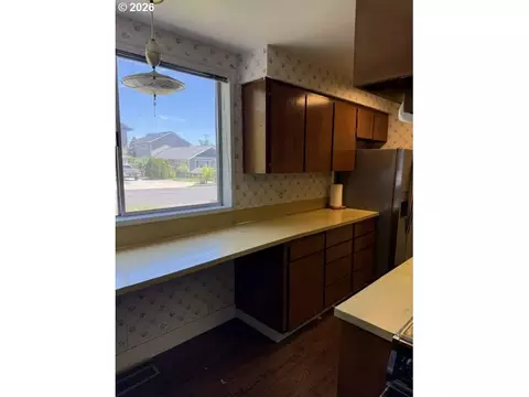 Kitchen - 507 S 11th Ave, Cornelius, OR 97113 photo 1 of 4