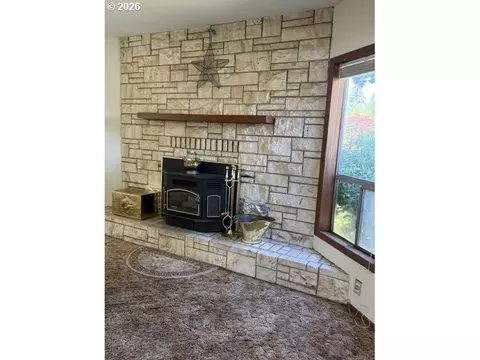 Living - 507 S 11th Ave, Cornelius, OR 97113 photo 1 of 6