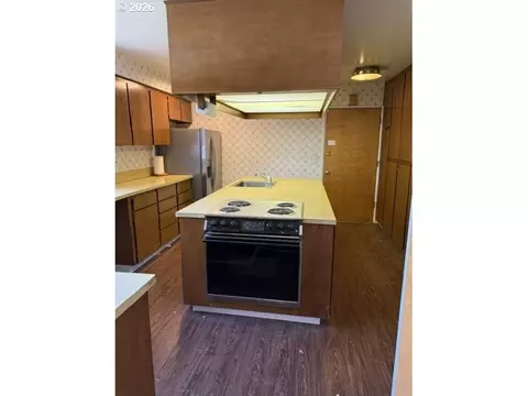 Kitchen - 507 S 11th Ave, Cornelius, OR 97113 photo 3 of 4