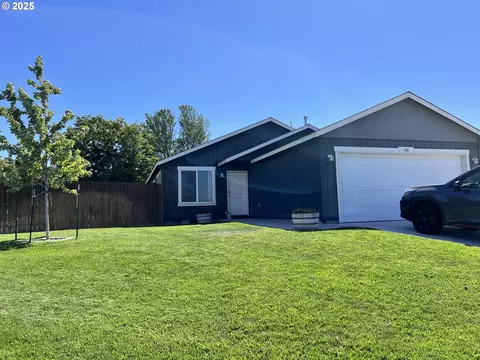 148 SW Falcon Ct, Boardman, OR 97818