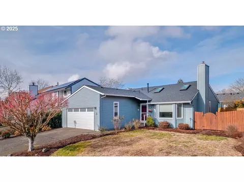 5827 NW Landing Dr, Portland, OR 97229