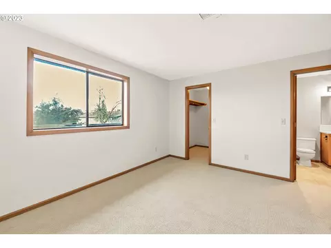 Bedroom - 27725 Royal, Eugene, OR 97402 photo 2 of 2