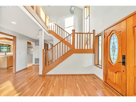 Entry Way - 27725 Royal, Eugene, OR 97402 photo 1 of 1