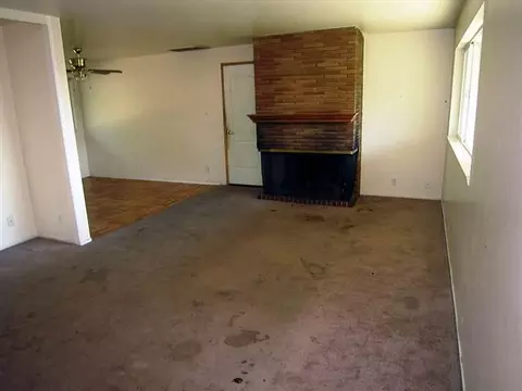 10335 Wright, Klamath Falls, OR 97603 photo 3