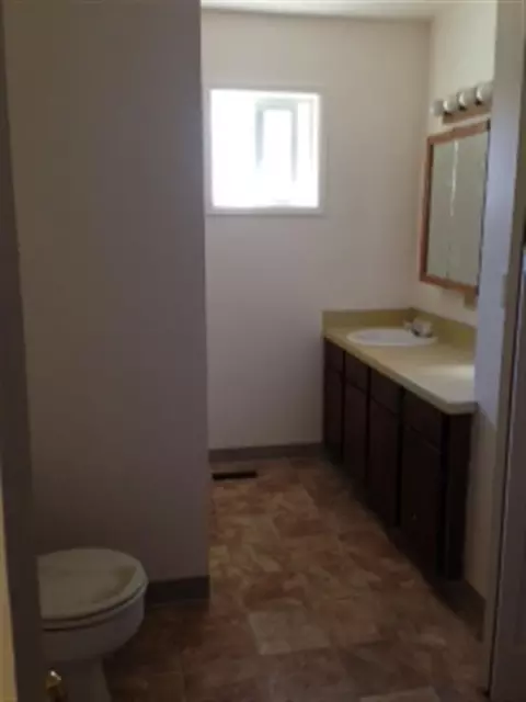619 3rd, Merrill, OR 97633 photo 6
