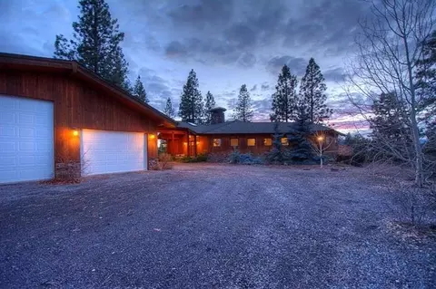 35734 David St, Chiloquin, OR 97624 photo 2