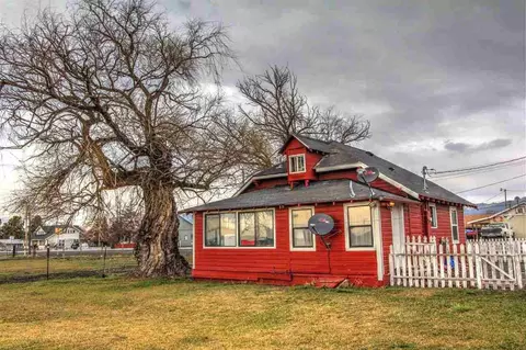 617 E Front, Merrill, OR 97633 photo 4