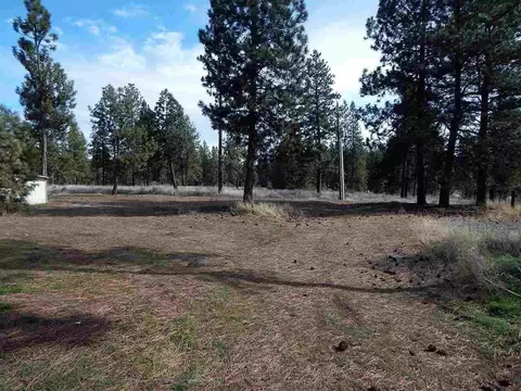 33577 Witam Blf, Chiloquin, OR 97624 photo 3