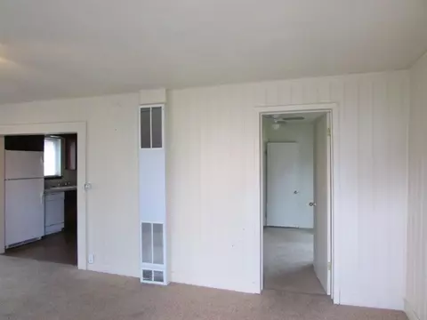1726 Wall, Klamath Falls, OR 97601 photo 3