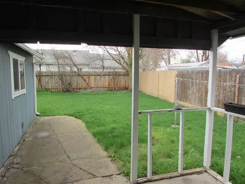 1726 Wall, Klamath Falls, OR 97601 photo 13