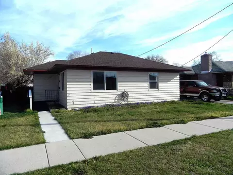 2121 Eberlein, Klamath Falls, OR 97601 photo 1