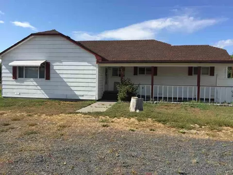 608 E 1st, Merrill, OR 97633 photo 1
