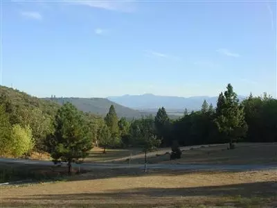13777 Perry Rd, Central Point, OR 97502 photo 6