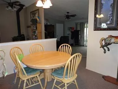235 Rogue River Dr, Eagle Point, OR 97524 photo 6
