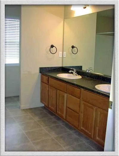 983 Heather Way, Eagle Point, OR 97524 photo 9