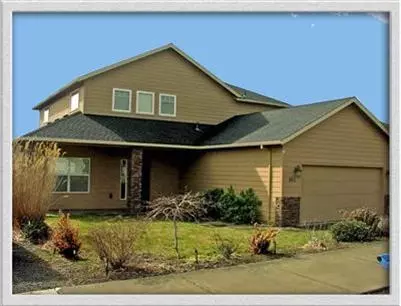 983 Heather Way, Eagle Point, OR 97524 photo 1