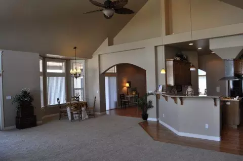 1059 Pumpkin Ridge Dr, Eagle Point, OR 97524 photo 11