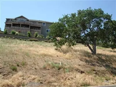 470 Elm St, Phoenix, OR 97535 photo 1