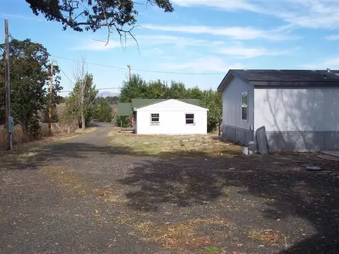 1662 Stevens Rd, Eagle Point, OR 97524 photo 6
