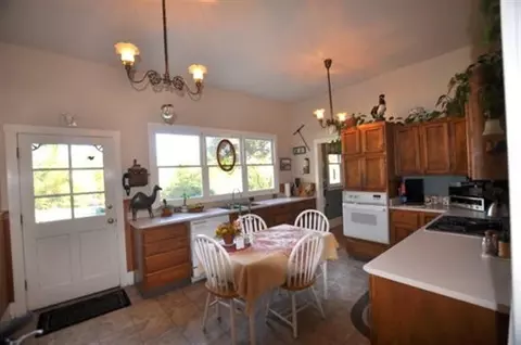 2785 E Main St, Ashland, OR 97520 photo 5