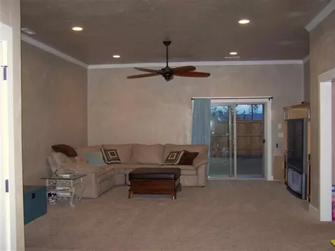 629 Arrowhead Trl, Eagle Point, OR 97524 photo 2