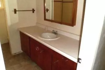 735 S Fifth St, Central Point, OR 97502 photo 9