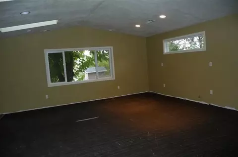 1235 Triangle Dr, Central Point, OR 97502 photo 5