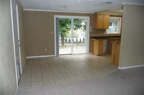 1235 Triangle Dr, Central Point, OR 97502 photo 2