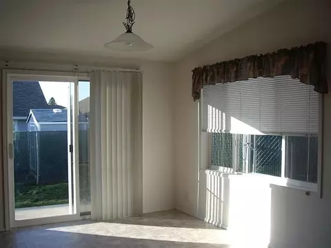 1266 Ivan Ln, Central Point, OR 97502 photo 2