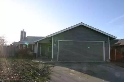 74 Osprey Dr, Eagle Point, OR 97524 photo 1