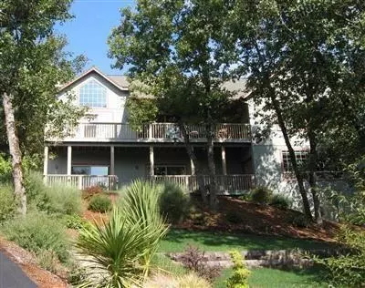 5670 Upper River Rd, Grants Pass, OR 97526 photo 2