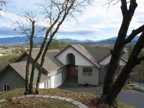 5670 Upper River Rd, Grants Pass, OR 97526 photo 1
