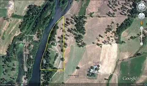 10539 Agate Rd, Eagle Point, OR 97524 photo 1